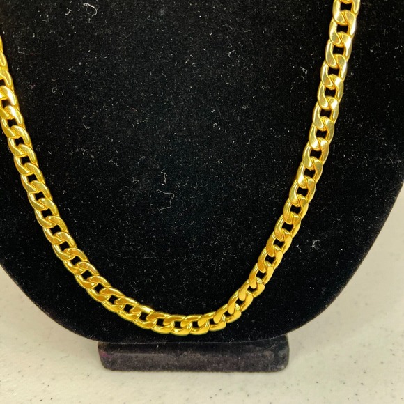 Gold Tone Plated‎ Cuban Chain Link Necklace - Picture 2 of 6